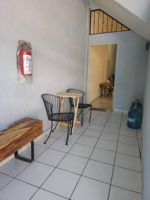 Small Studio Apt 5Min To Dt! Zihuatanejo Luaran gambar