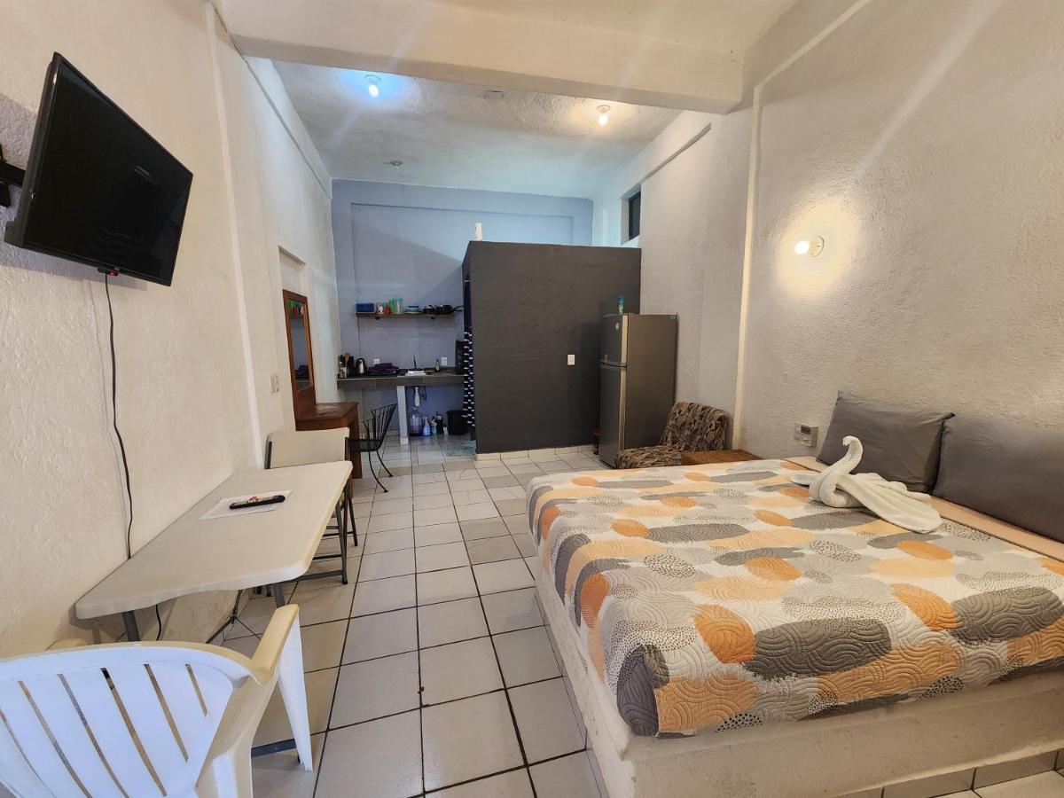 Small Studio Apt 5Min To Dt! Zihuatanejo Luaran gambar