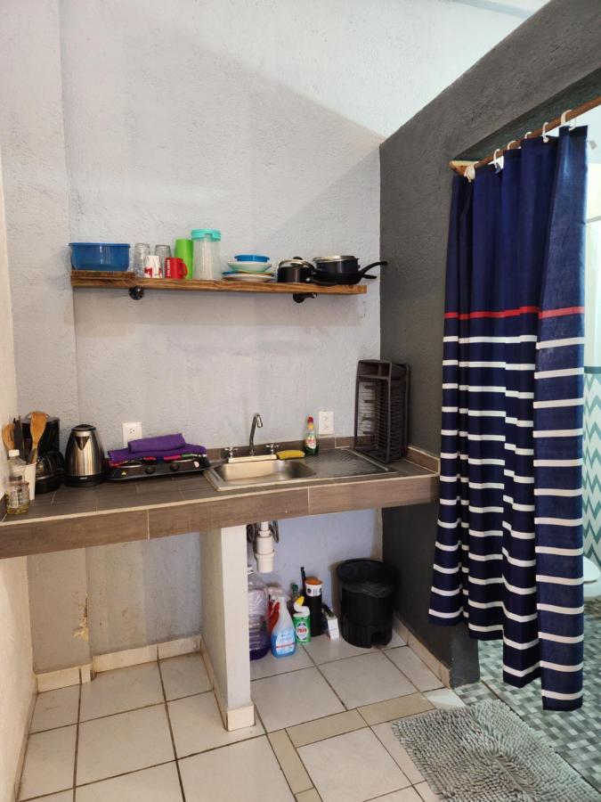 Small Studio Apt 5Min To Dt! Zihuatanejo Luaran gambar