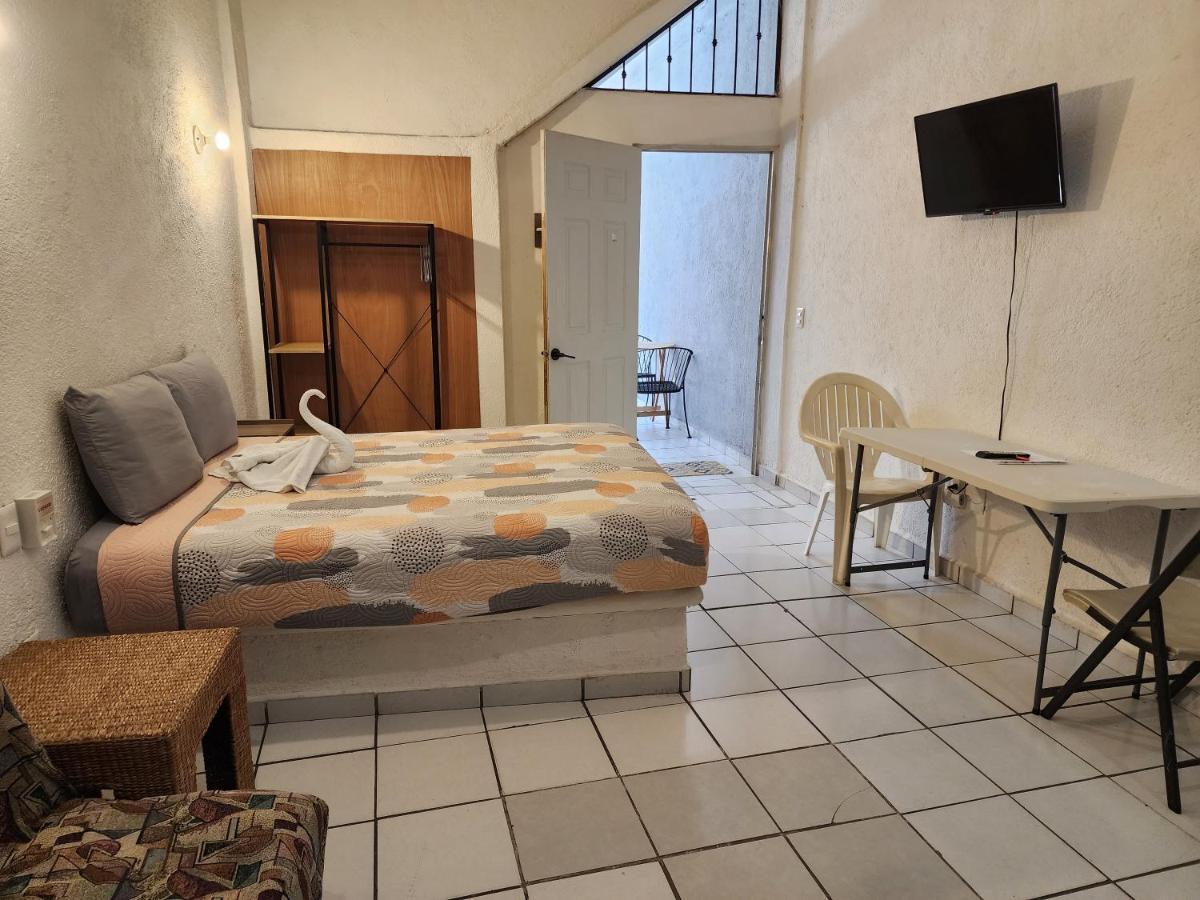 Small Studio Apt 5Min To Dt! Zihuatanejo Luaran gambar